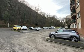 L'Universitairei Campusi Parking